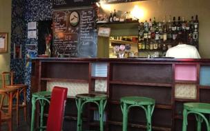 Café v Lese