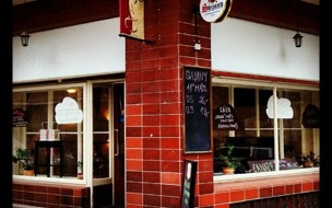 Canape Cafe & Bar