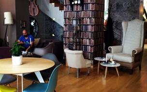 La Bohéme Café