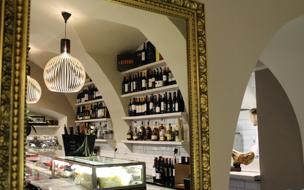 Sabores Tapas & Vinos