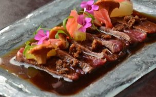 Sabores Tapas & Vinos
