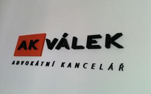 Válek