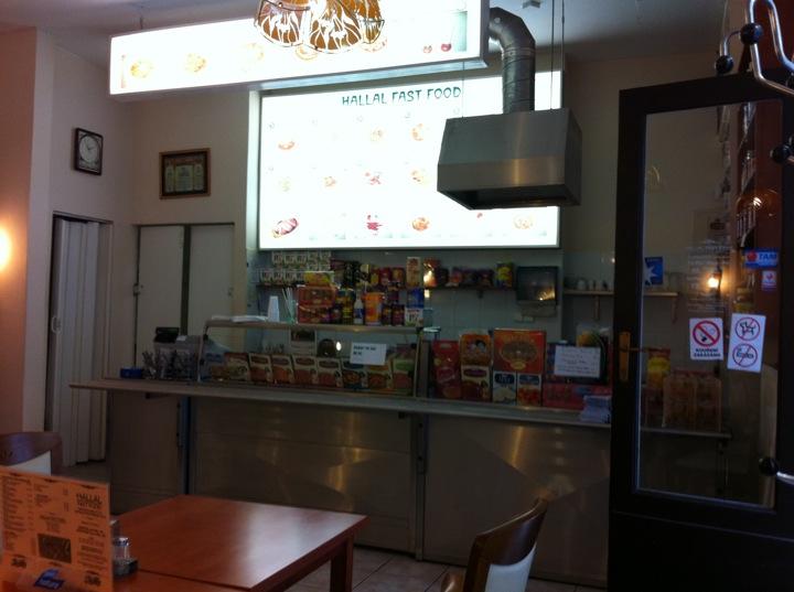 Bistro Hallal Bistro Hallal
