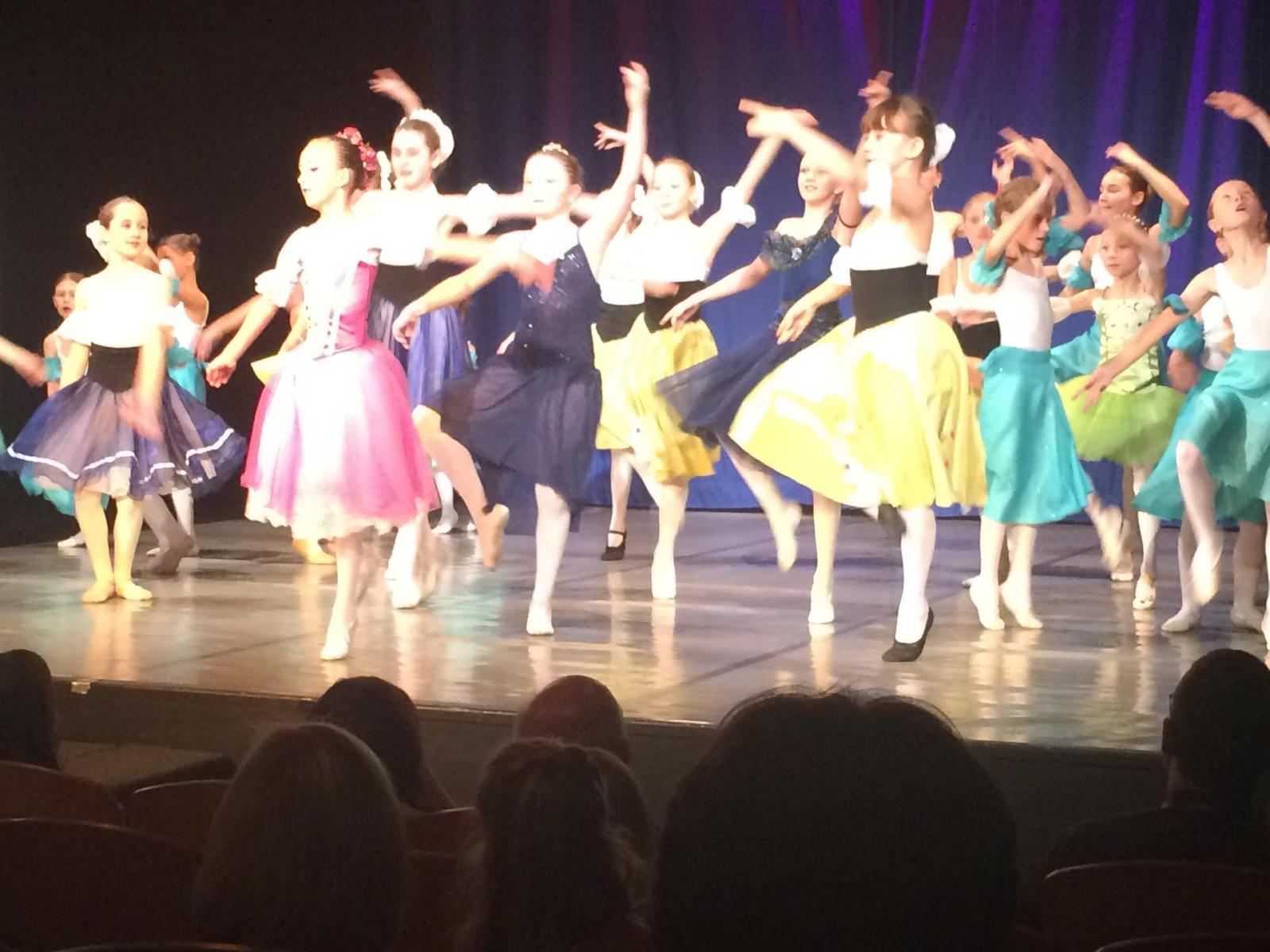 Divadlo Horní Počernice Divadlo Horní Počernice