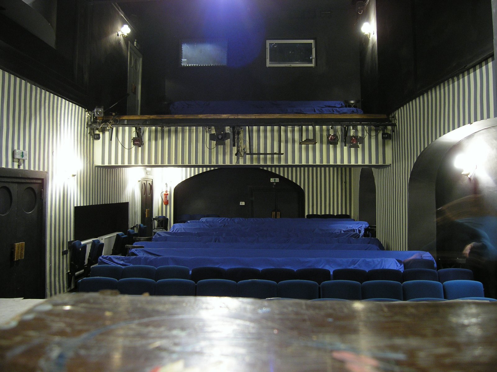 Divadlo Na zábradlí