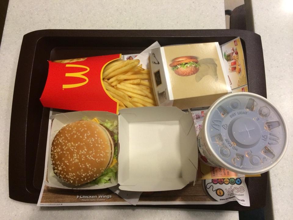 Síť restaurací rychlého občerstvení McDonald´s Síť restaurací rychlého občerstvení McDonald´s