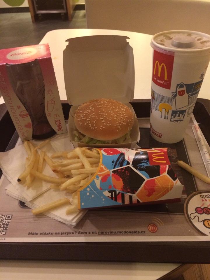 Síť restaurací rychlého občerstvení McDonald´s Síť restaurací rychlého občerstvení McDonald´s