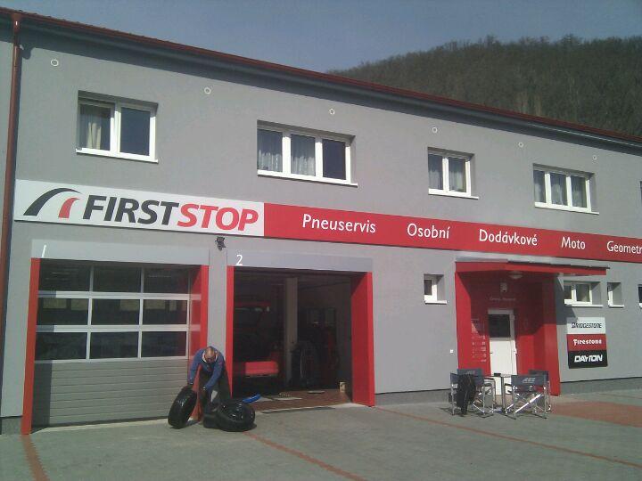 Pneuservis Červený Pneuservis Červený