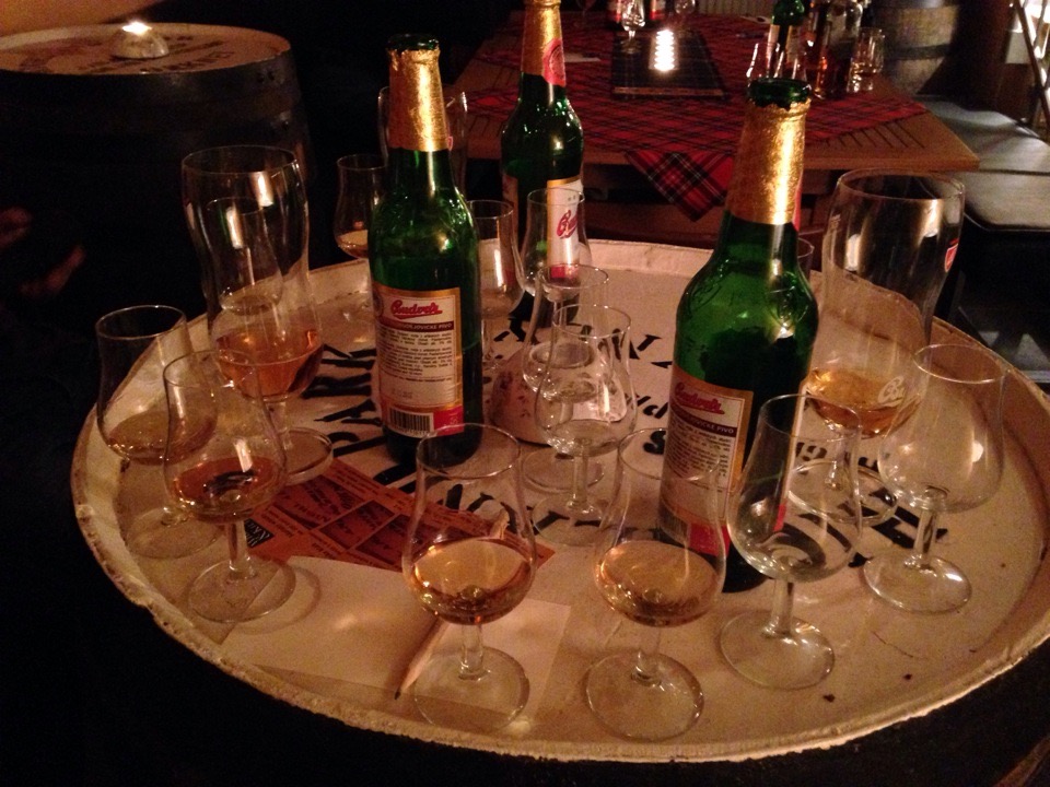 Bar Whisky & Kilt Bar Whisky & Kilt