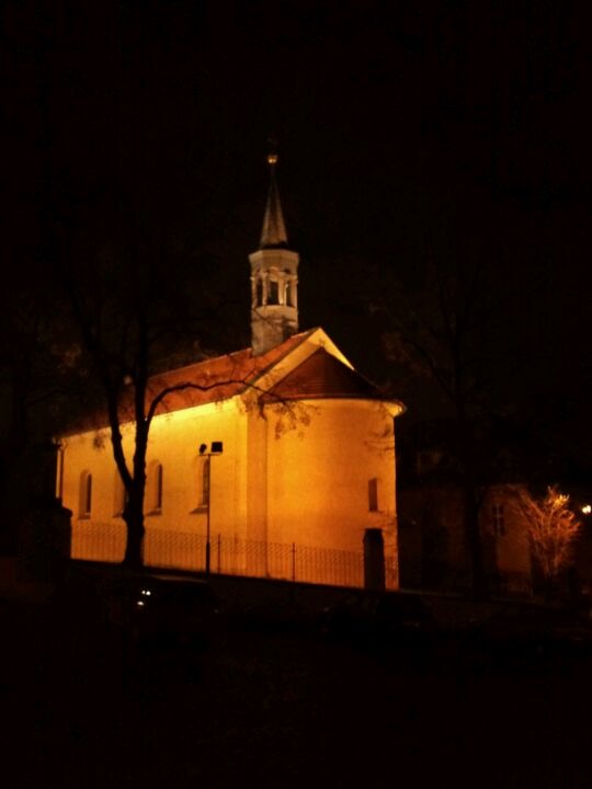 Kostel Stětí svatého Jana Křtitele, Praha-Hostivař Kostel Stětí svatého Jana Křtitele, Praha-Hostivař