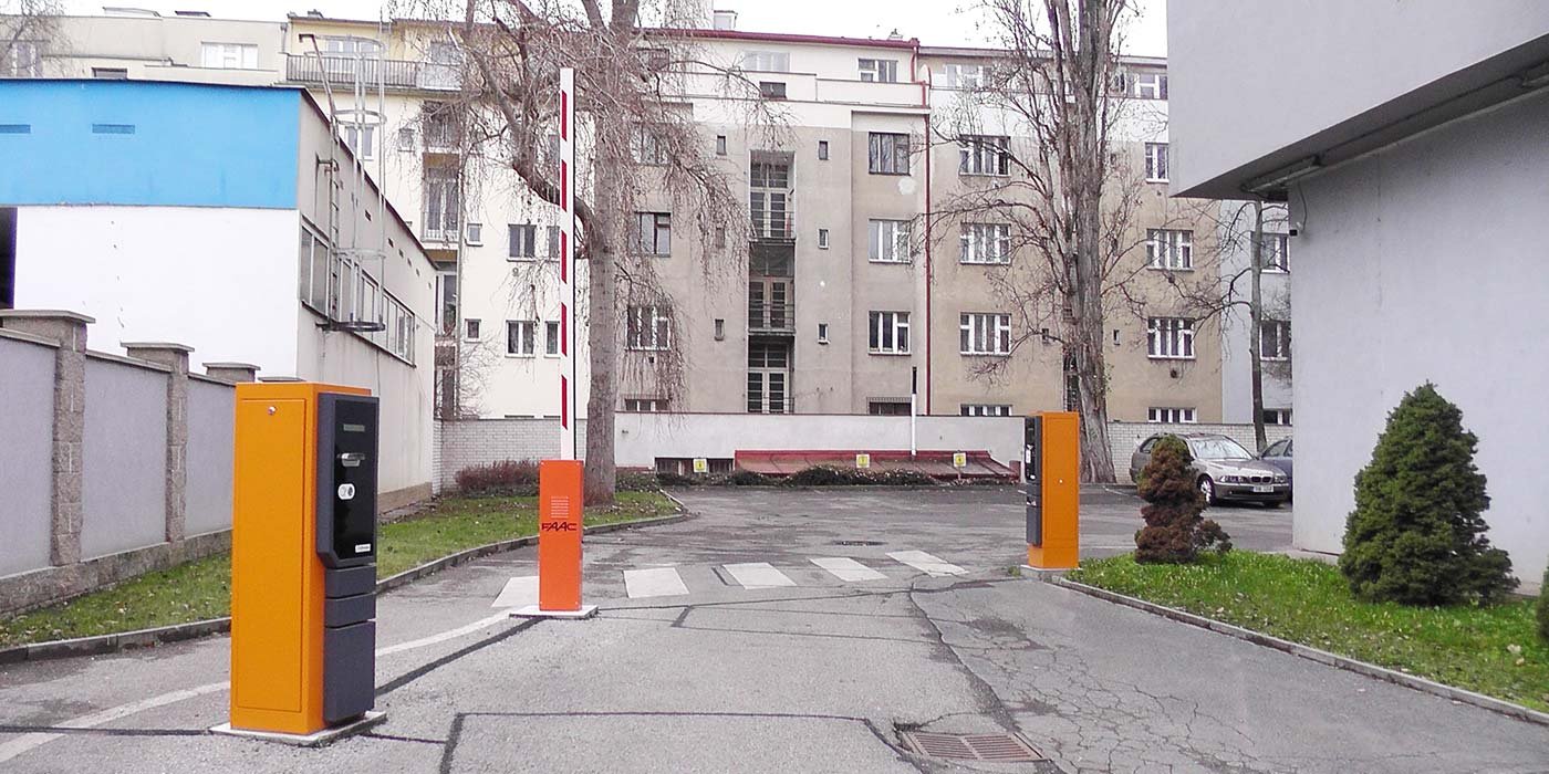 Parkoviště MR.PARKIT, s.r.o. Parkoviště MR.PARKIT, s.r.o.