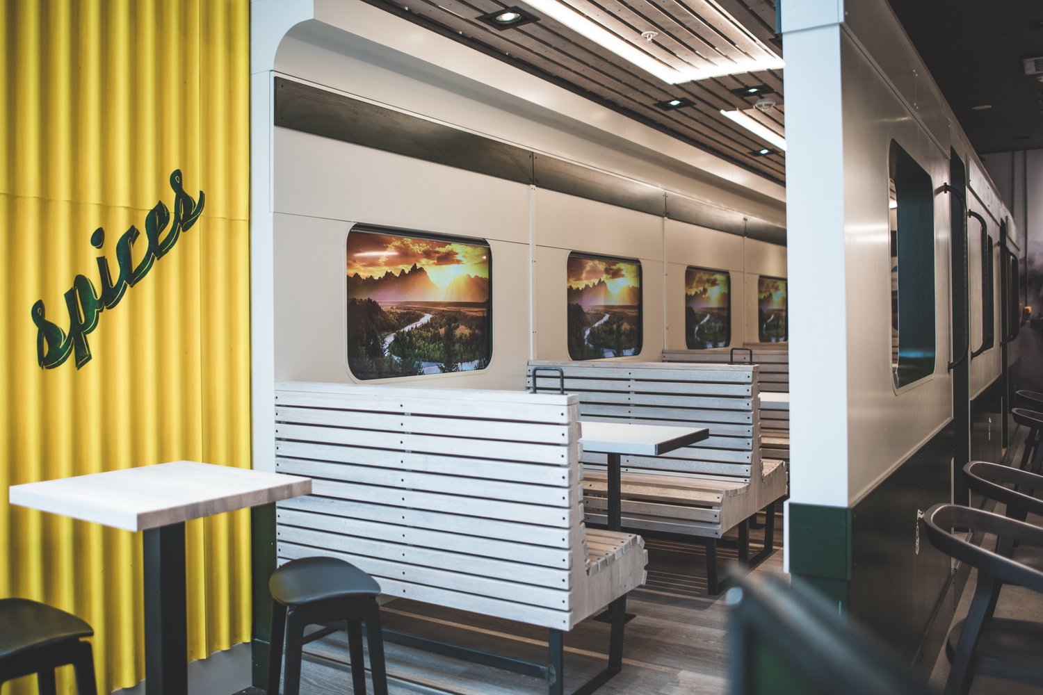 Indické bistro Bombay Express Indické bistro Bombay Express